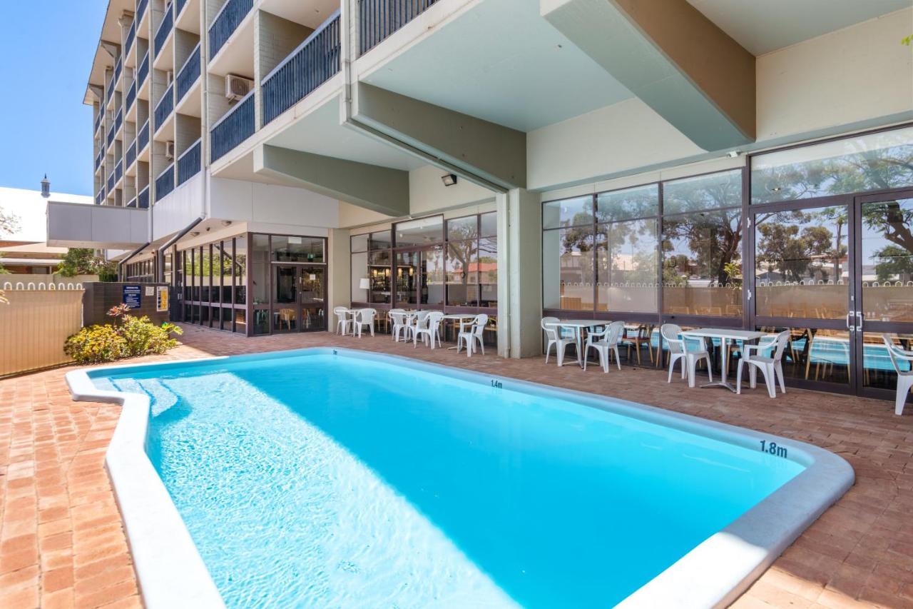 The Plaza Hotel Kalgoorlie Eksteriør billede