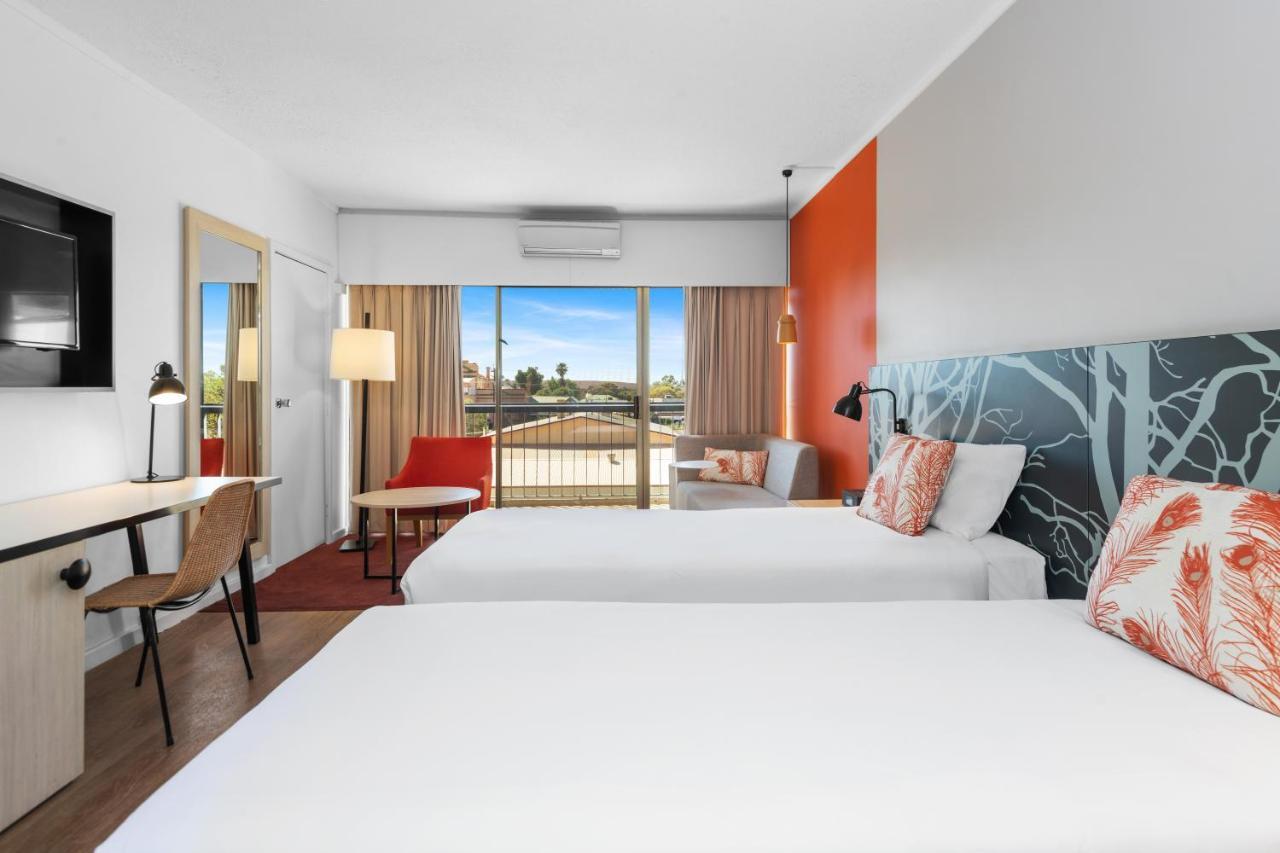 The Plaza Hotel Kalgoorlie Eksteriør billede