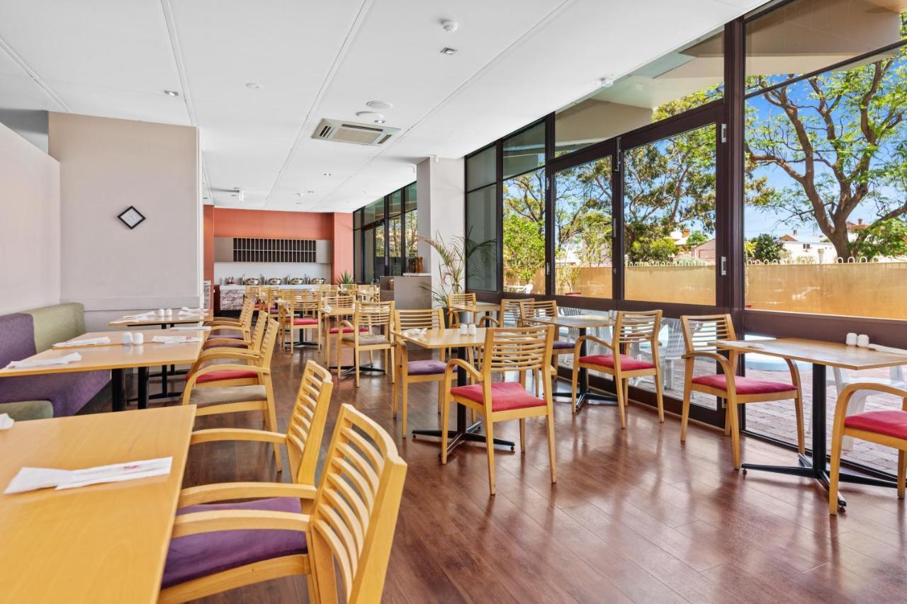 The Plaza Hotel Kalgoorlie Eksteriør billede